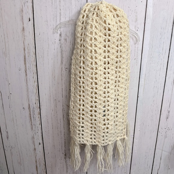 John Malloy Pure Virgin Wool Cream Winter Scarf - Picture 1 of 6
